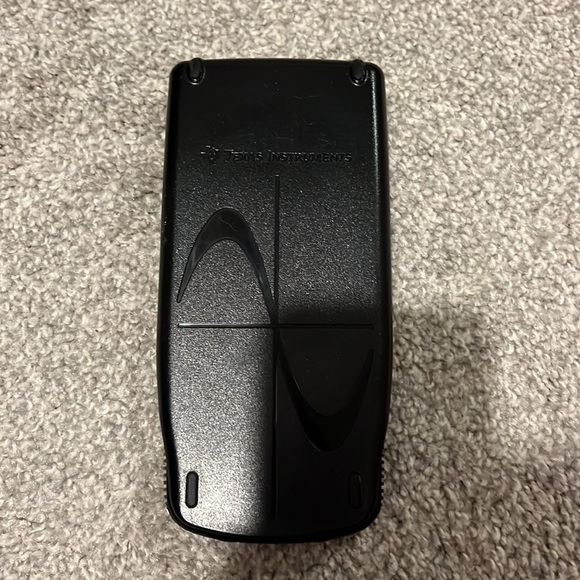 Texas Instrument TI-83 Plus - Picture 2 of 3